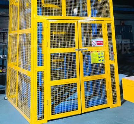 阜康货梯可以安装在室外吗